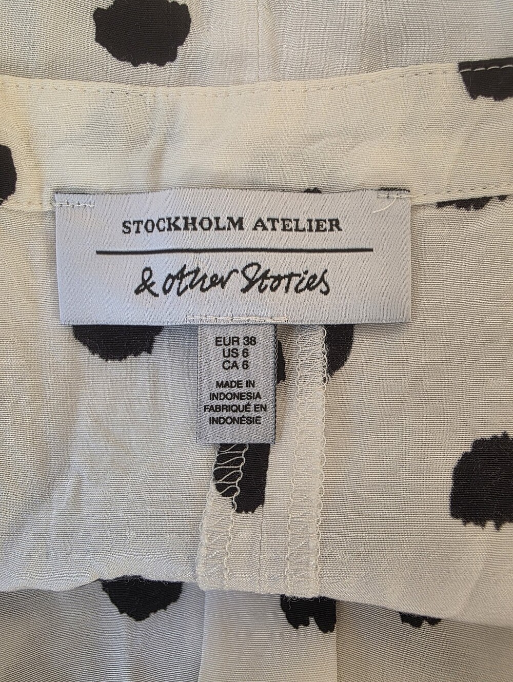 & Other Stories Black and White Polka Dot Midi Dress - Picture 3 of 5